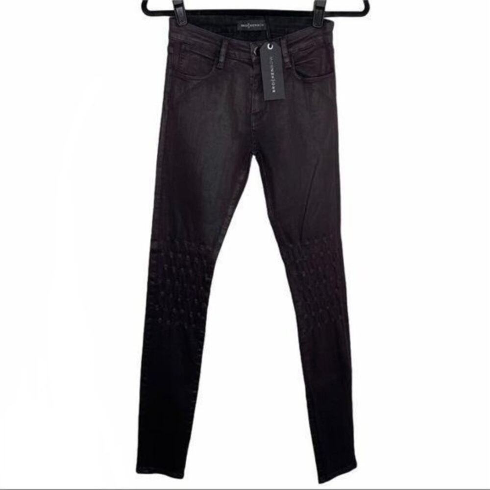 Brockenbow NWT Spray Wax Aubergine Dark Skinny Emma 25